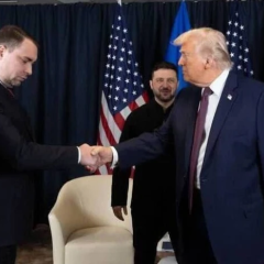Зеленский и Трамп обсуждают войну