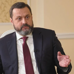 Арест наличных денег бывшей жены Деркача