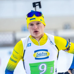 Украинский биатлонист в масс-старте Кубка мира
