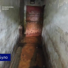 Порушене затоплене приміщення у Києві