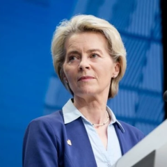 Ursula von der Leyen at the negotiations