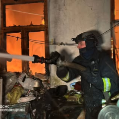 Спасатели ликвидировали пожар под обстрелами