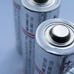 Battery that works over 2000 hours