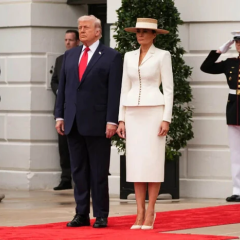 Меланія Трамп у вишуканих образах