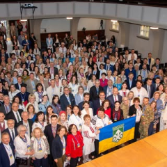 Украина призывает мировое украинство