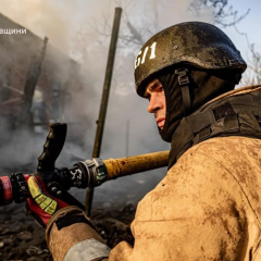 Пожежа внаслідок атаки безпілотника в Харкові