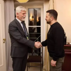 Посол Василий Зварич и президент Павел