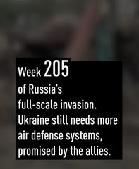 Російські дрони та бомби наносять удари на Україні