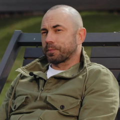 Бедняков развелся после 10 лет брака