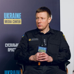 Затопленные улицы и активные спасательные работы
