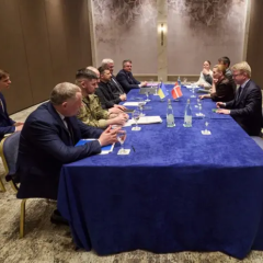 Зеленський обговорює оборону та фінансування ЄС