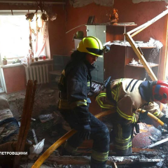 Нічна атака на Дніпропетровщину: четверо постраждалих та руйнування