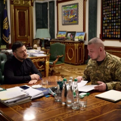 Зеленский заслушал доклад о фронте