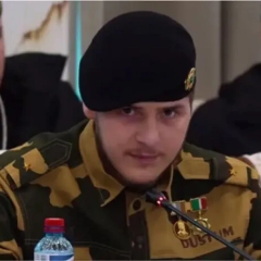 Син Кадирова на публіці після аварії