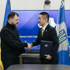 Японія виділяє 4 мільярди єн Україні