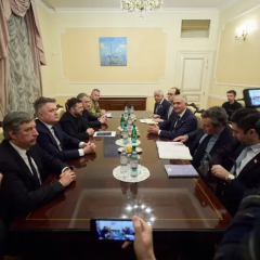Зеленський зустрівся з принцом Ірану