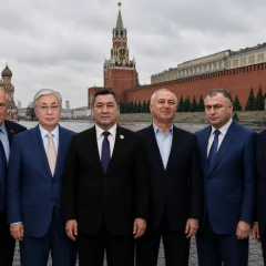 Московський парад: лише сім лідерів