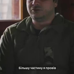 Буржуй прикордонник-рятівник эвакуируют раненых