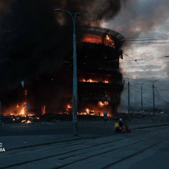 Киев подвергся ракетному удару с огнем и разрушениями