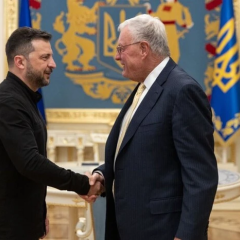 Келлог едет в Киев