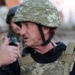Шон Пенн с Оскаром в Украине