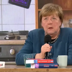 Merkel hopes for peace in Ukraine