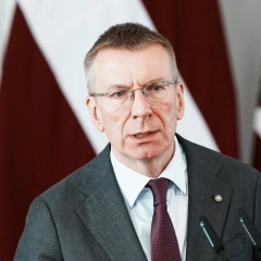 Дрони спричиняють урядову кризу в Латвії