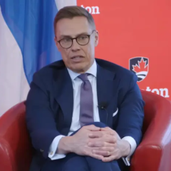 Президент Фінляндії та втрати РФ на фронті