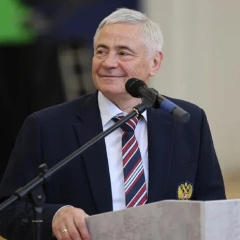Паралимпийцы участвуют в футболе в Милане