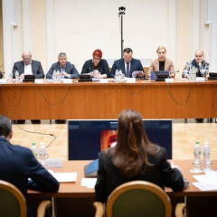 Депутати не голосують за податкові закони