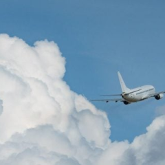Самолет EasyJet экстренно сел в Риме