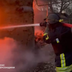 Російські війська обстрілюють село на Херсонщині