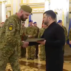 Награжденные военные получили ордена от Зеленского