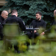 Зеленський проводить нараду з Будановим