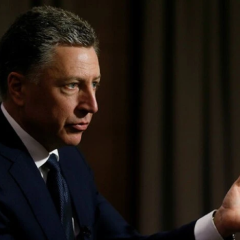 Волкер закликає НАТО вчитися вести війну дронами