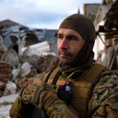 Российские военные на поле боя