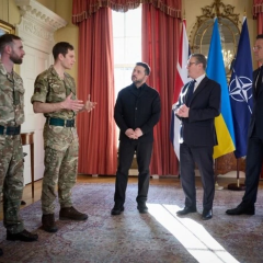 Зеленский, Стармер и Рютте обсуждают совместное производство оружия и усиление ПВО