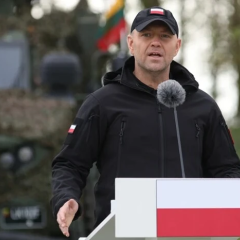 Військові на маневрах в Німеччині