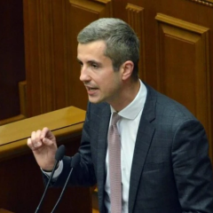 Рада отменила сдачу мандата депутата