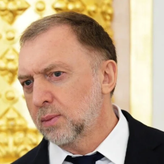 Олег Дерипаска и хоккей с мячом
