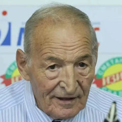 Пам'ять про Дімітара Пєнєва
