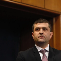 Требование отставки временного министра обороны