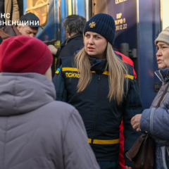 Потяг евакуації 2024: Люди з Донеччини на Рівненщині