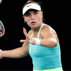 Юлія Стародубцева на тенісному турнірі WTA500