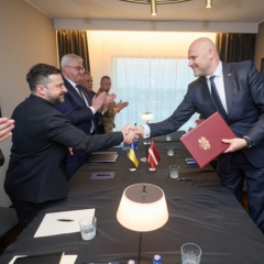 Зеленський підписує угоду з Латвією