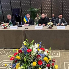 Трехсторонние переговоры в Женеве о мире
