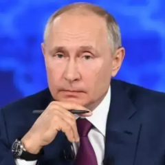 Путін підписав закон про захист іноземців