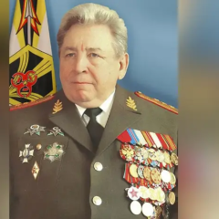 Экс-командующего войск химзащиты СССР