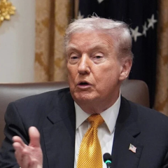 Трамп йде на медичний огляд через синці