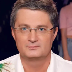 Постер фильма «У зенита» на паузе